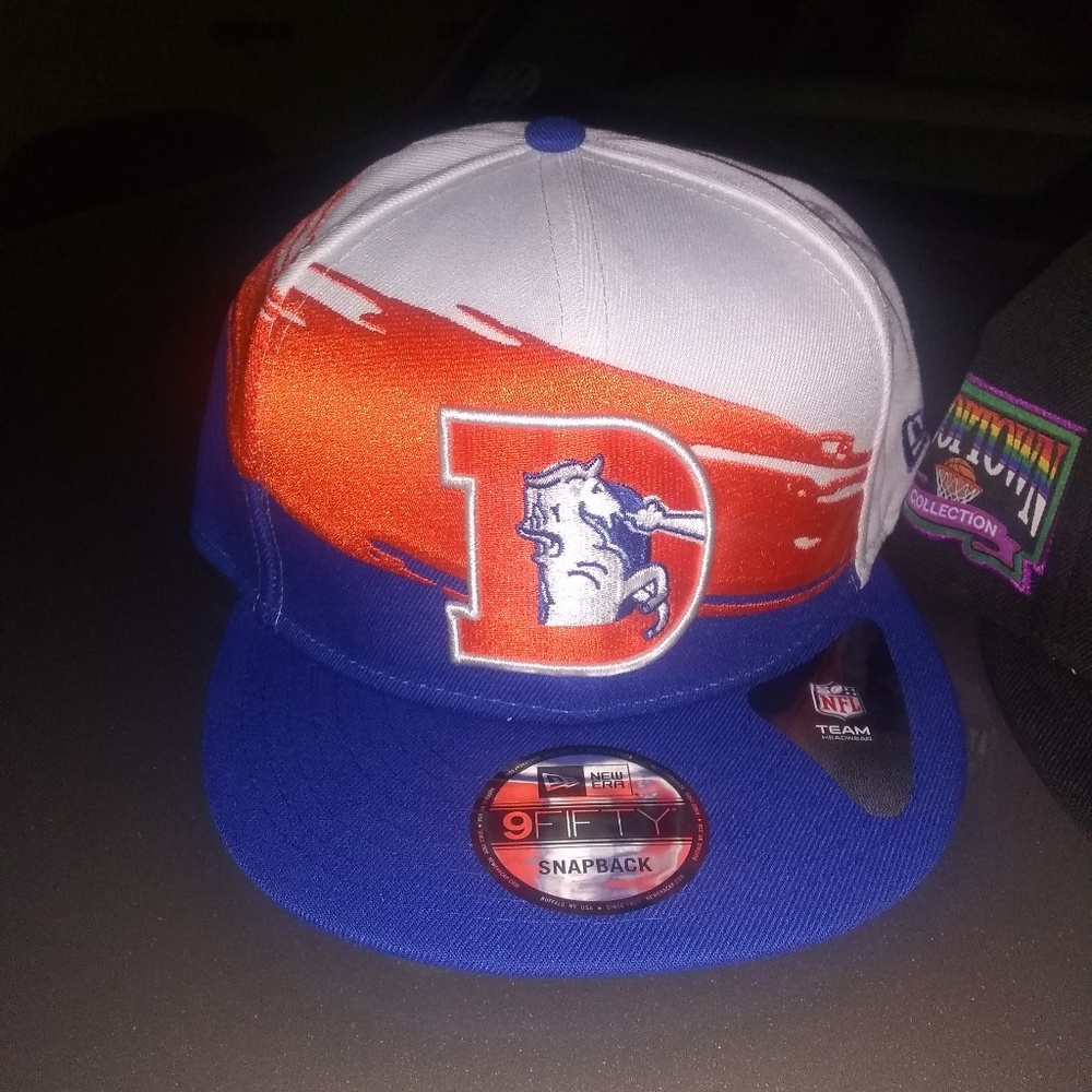 Denver Broncos snap back cap